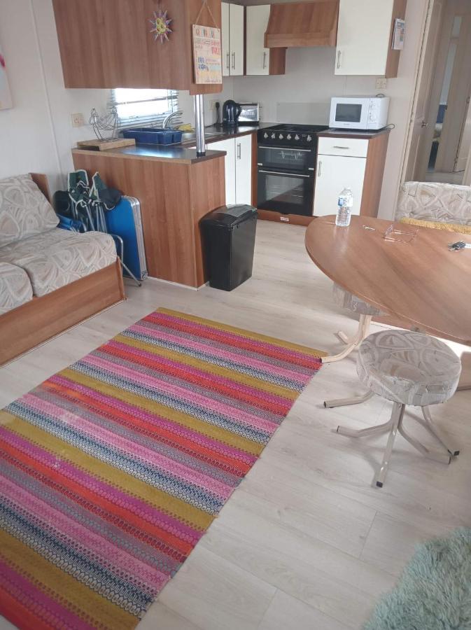 Caledonian Caravan Jaywick Sands Eksteriør bilde
